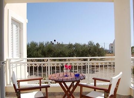 Villa Vourda Marathókampos Habitación foto